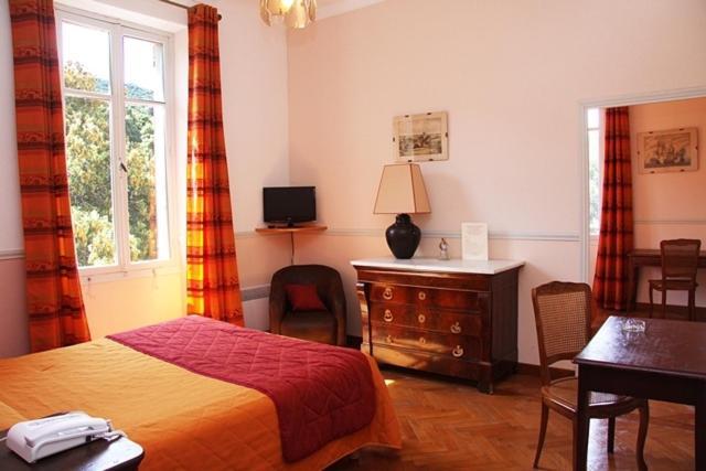 Hotel Les Roches Rouges Пяна Стая снимка
