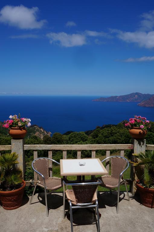 Hotel Les Roches Rouges Пяна Екстериор снимка