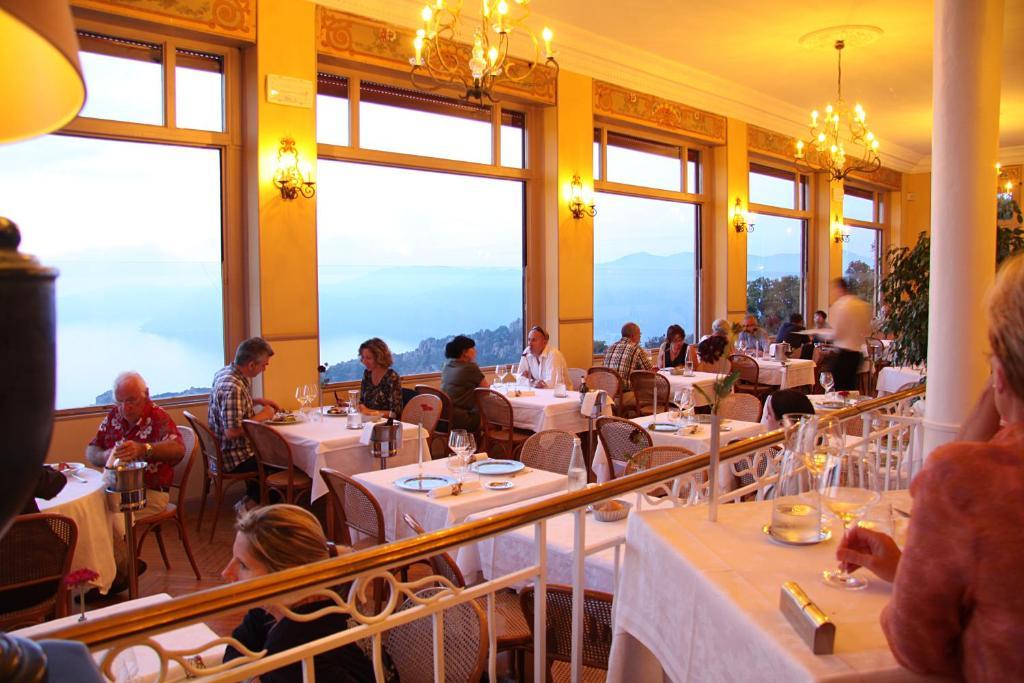 Hotel Les Roches Rouges Пяна Екстериор снимка